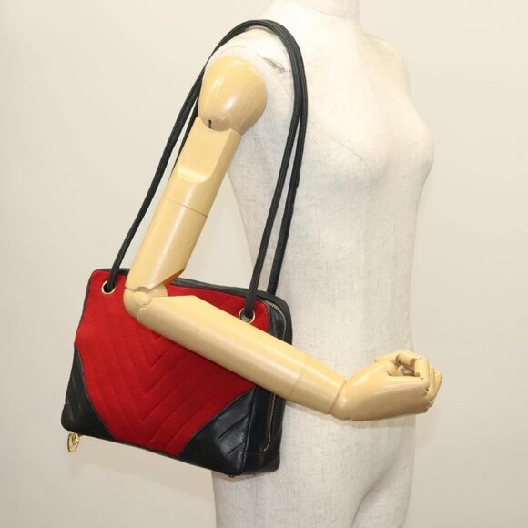 CHANEL V Stitch Shoulder Bag Cotton Red Gold CC Auth 140715 - Picture 14 of 16